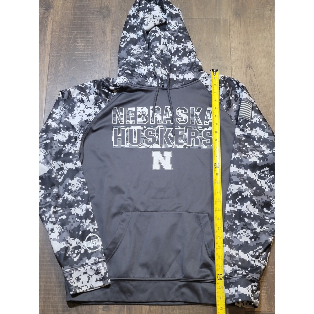 Nebraska Huskers Hoodie Colosseum NCAA‎ Camo Pullover Sweatshirt Mens Large